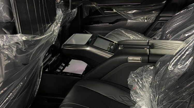 Lexus LX600 2022
